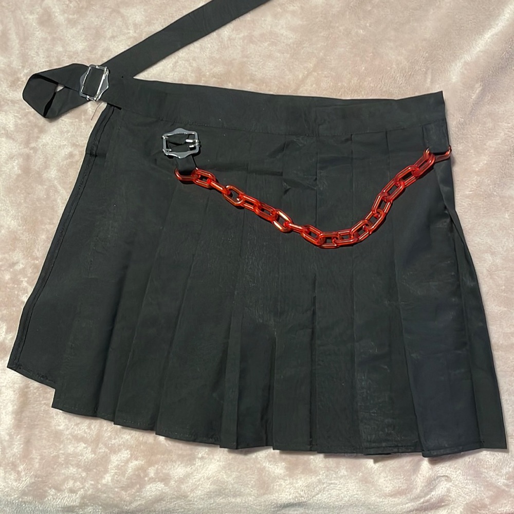 Mini skirt open side